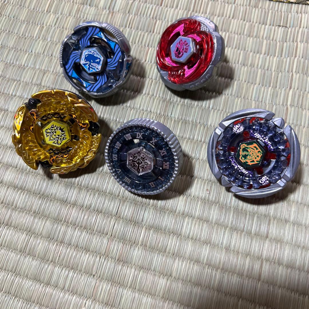 【希少】メタルファイト　ベイブレード　約70個　ランチャー　大量　まとめ売り