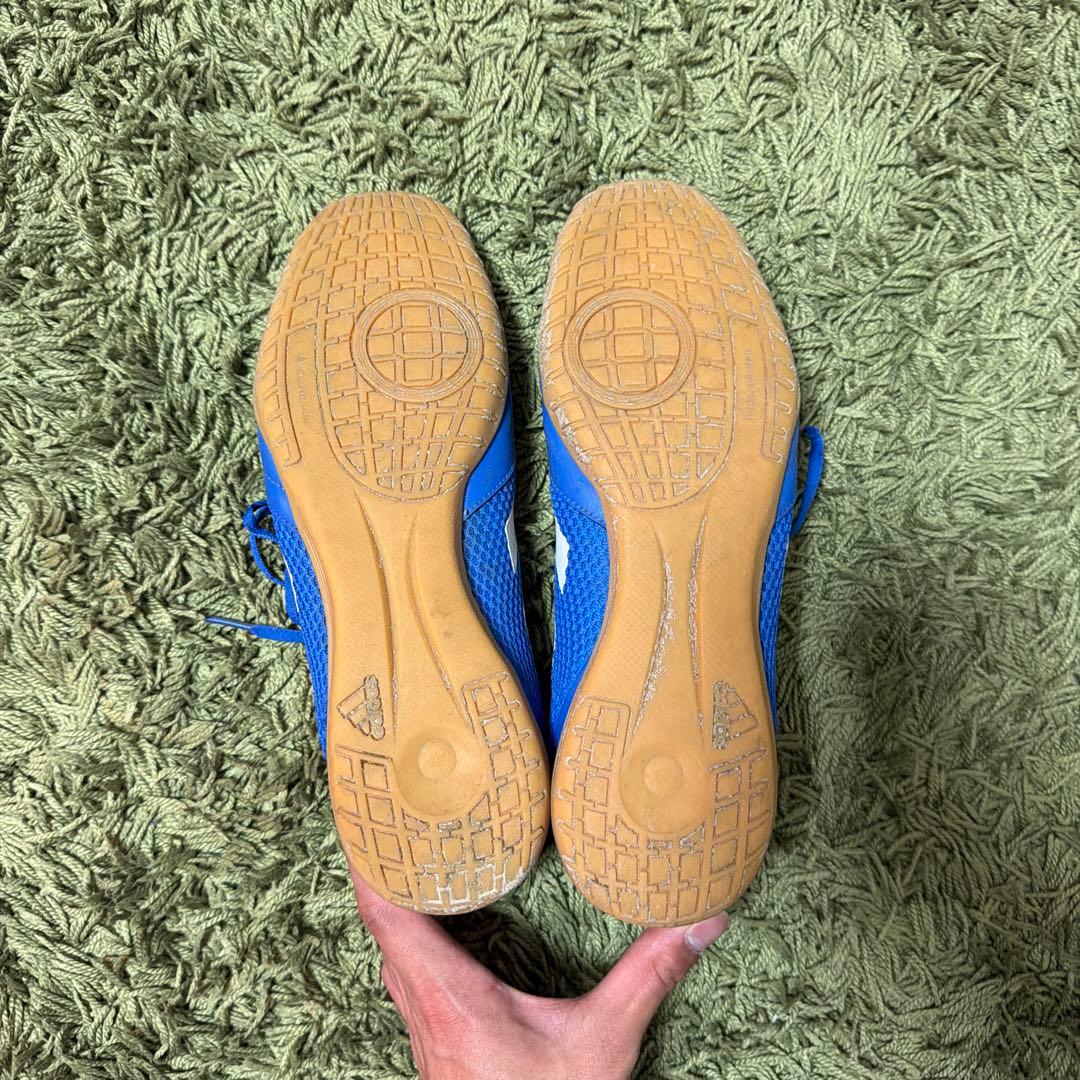 フットサルシューズ