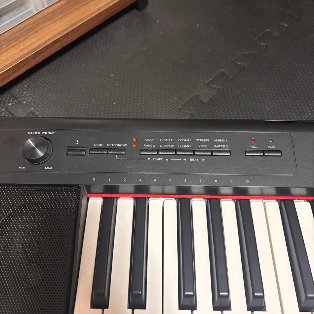 YAMAHA piaggero NP-12B 電子ピアノ 61鍵盤 ペダル付き