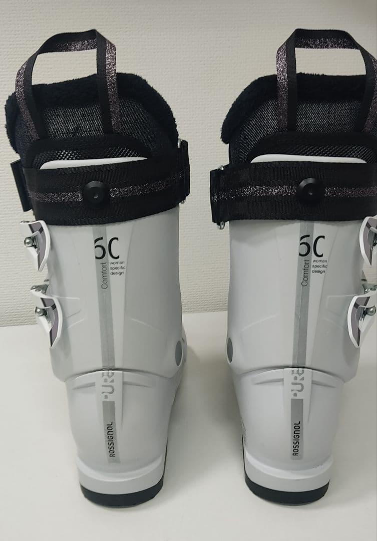 ROSSIGNOL スキー靴 ホワイト 4バックル 新品同様 22-23.5cm