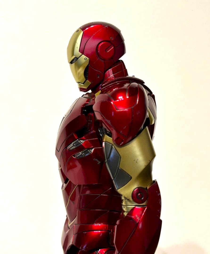 ホットトイズ1/6　アイアンマン・マーク6(ダイキャスト製)