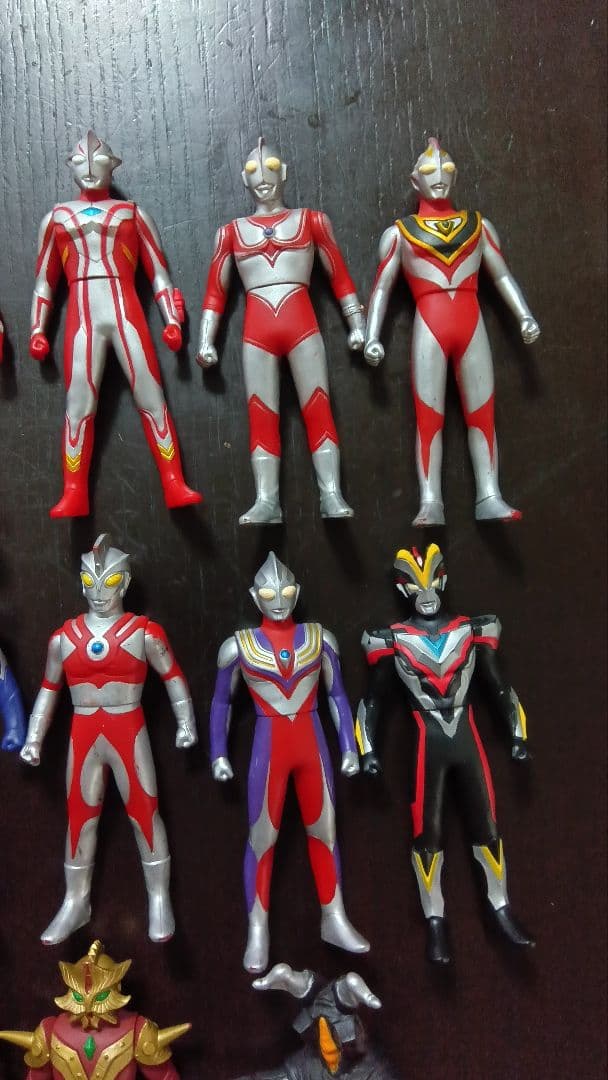 ウルトラマン　おもちゃ　まとめ売り　 ライブサイン付きソフビ　 ギンガスパーク