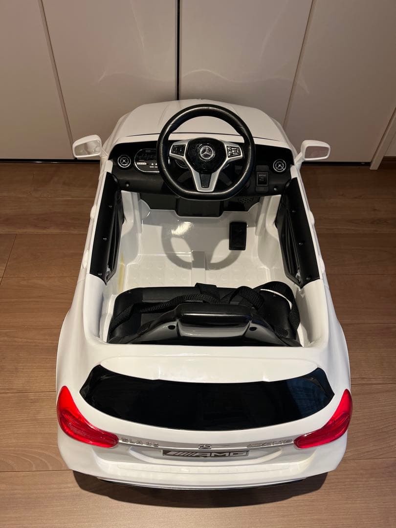 Mercedes-Benz AMG ミニカー ホワイト