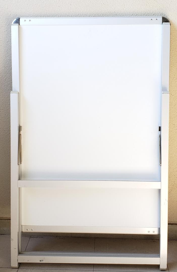 スタンド看板 №1（W640×H1200×D530）