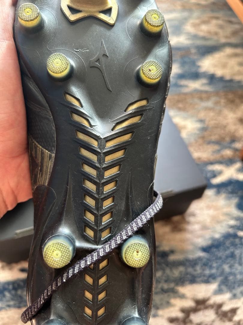 Mizuno Morelia Neo III β 黒金　レア