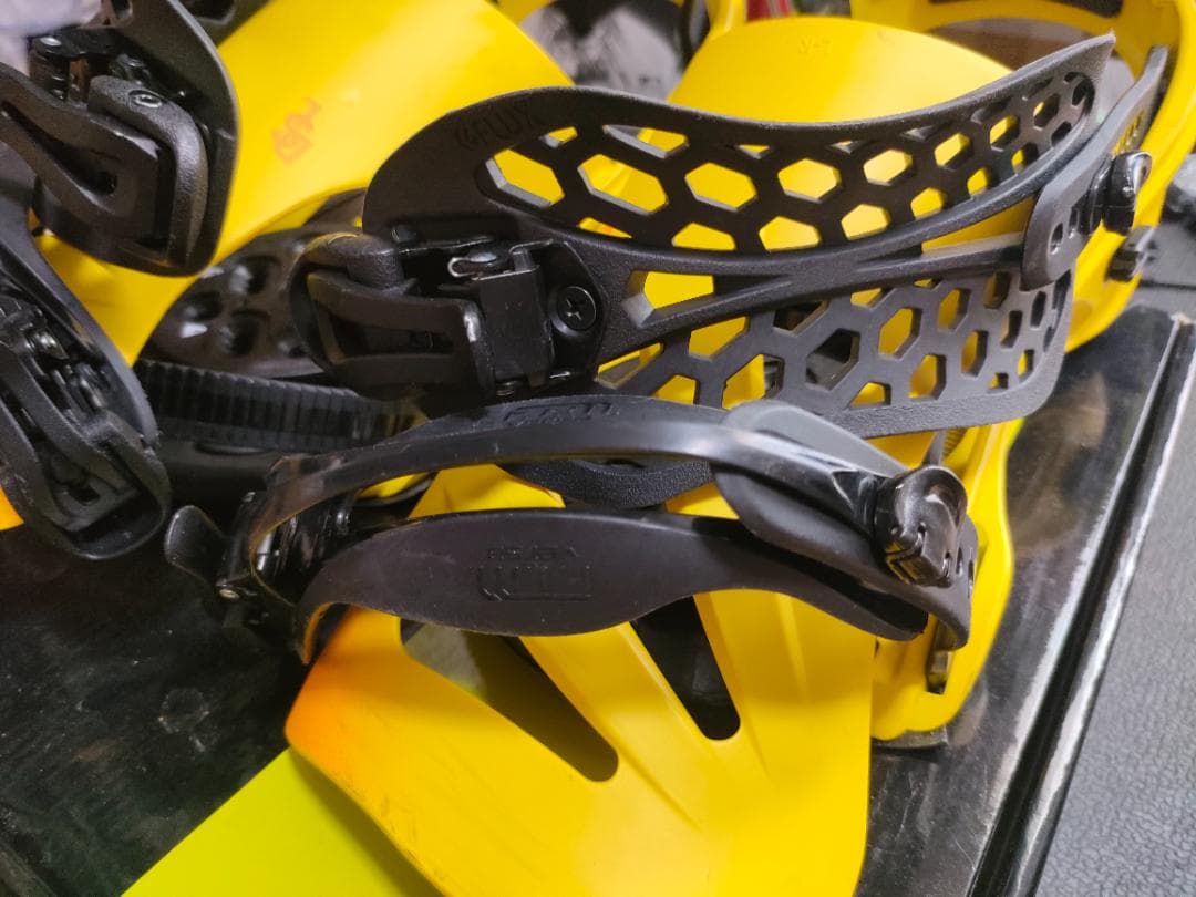 19-20 FLUX　フラックス DSL　イエロー