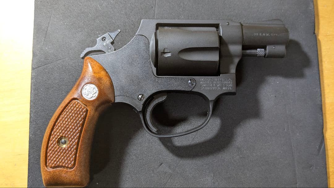 スミス&ウェッソン M36チーフスペシャル