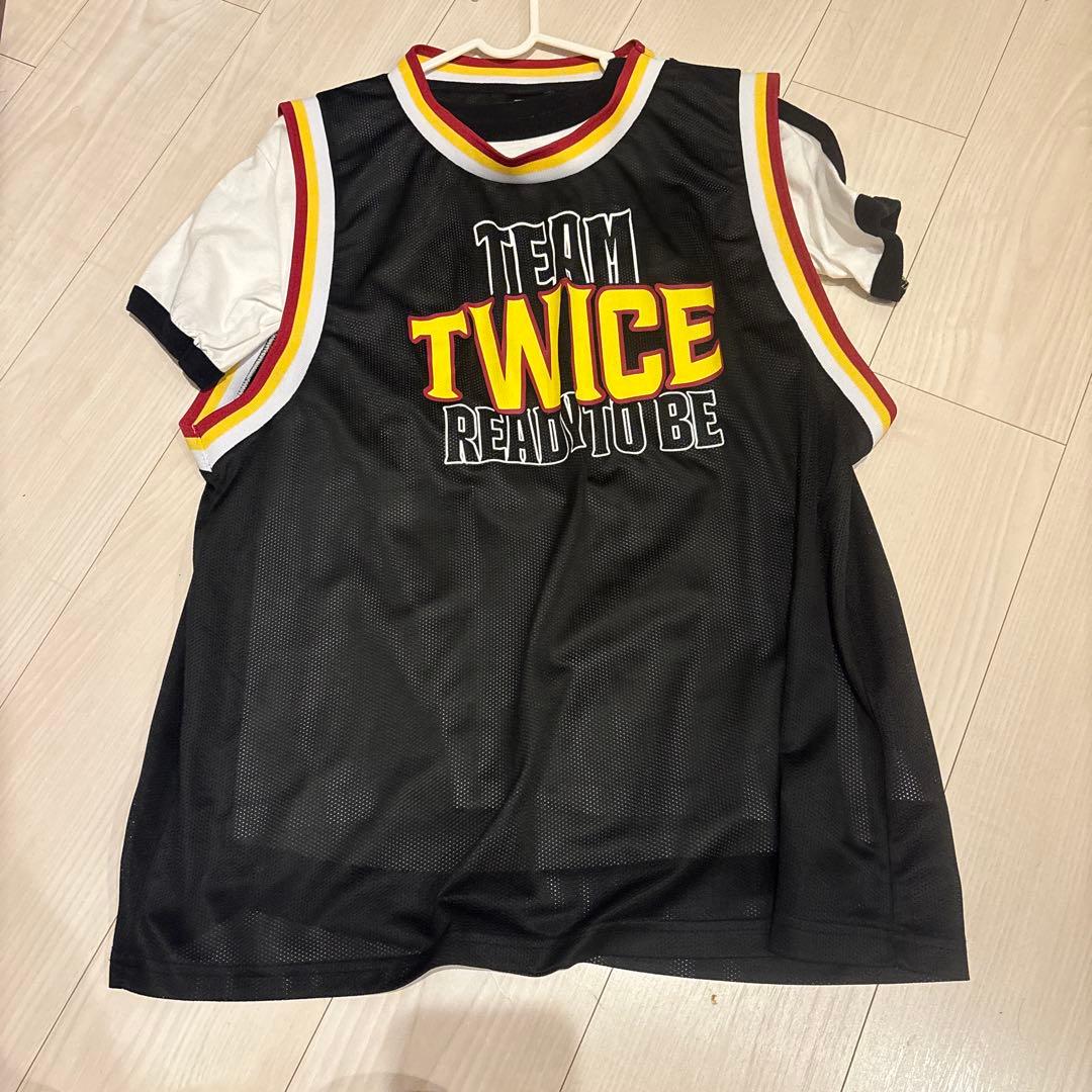 TWICE SANA バスケットボールジャージ & Tシャツ セット
