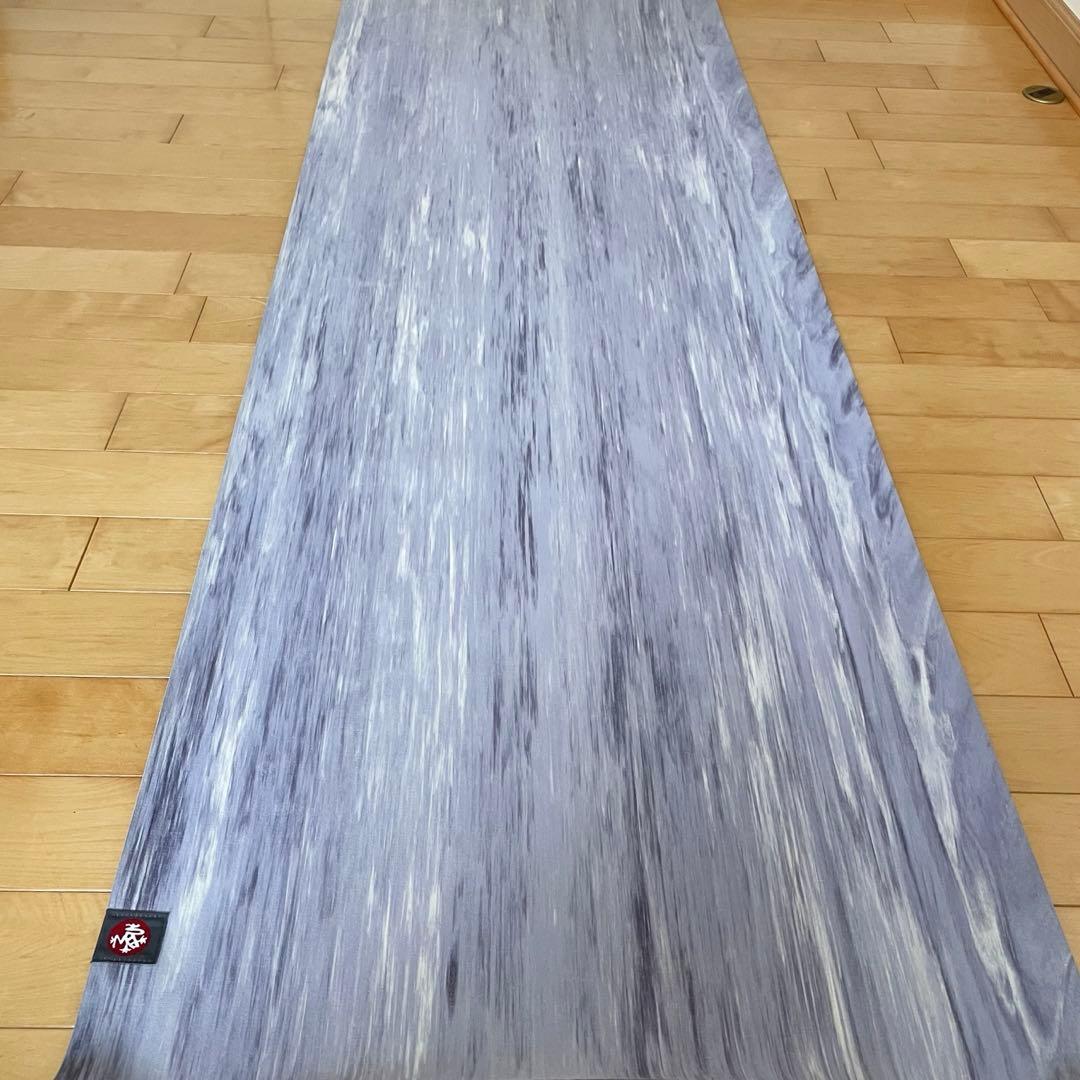 【極美品】マンドゥカ エコ スーパーライト トラベル ヨガマット 1.5mm