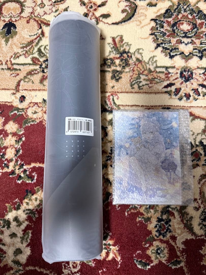 猫麦とろろ　デスクマット 第一弾再販　ノベルティカード付き