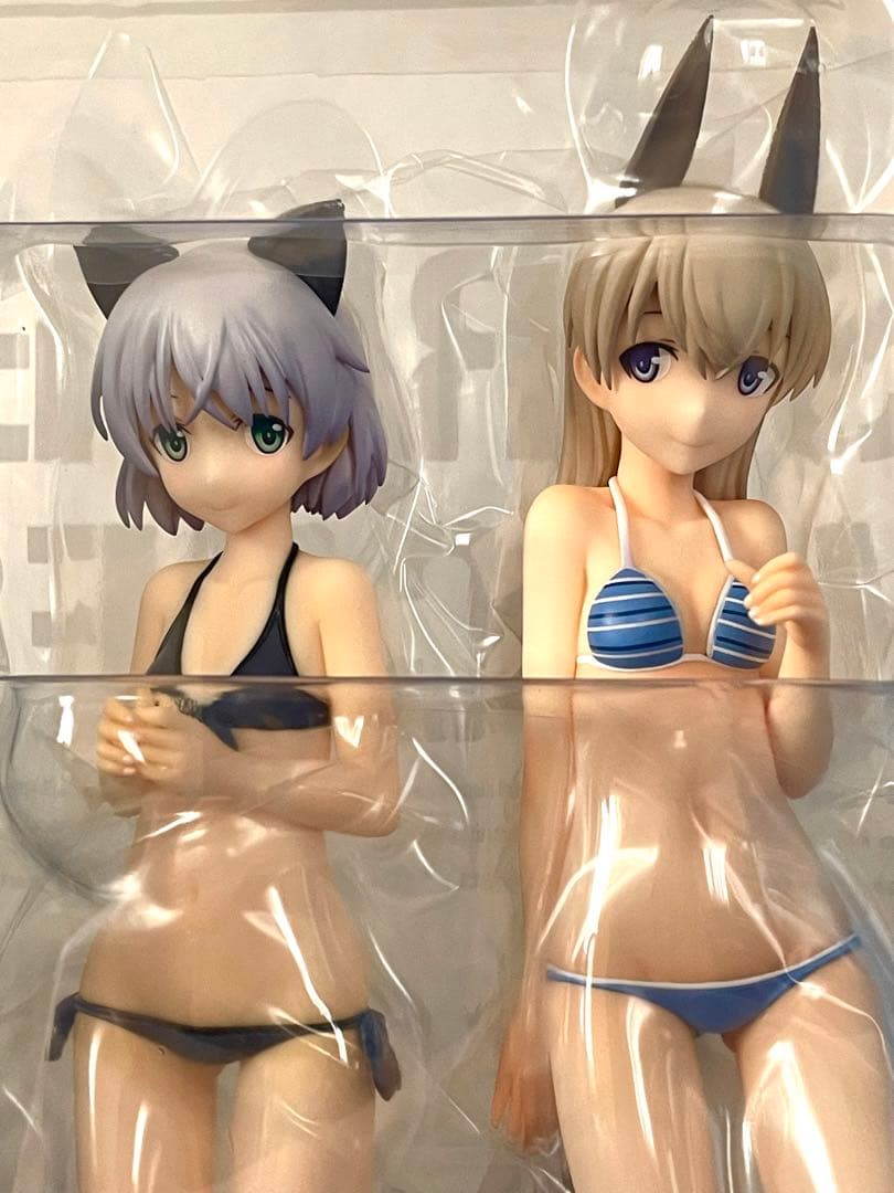 ストライクウィッチーズ2 サーニャ＆エイラ 水着Ver. 1/8　[アルター]