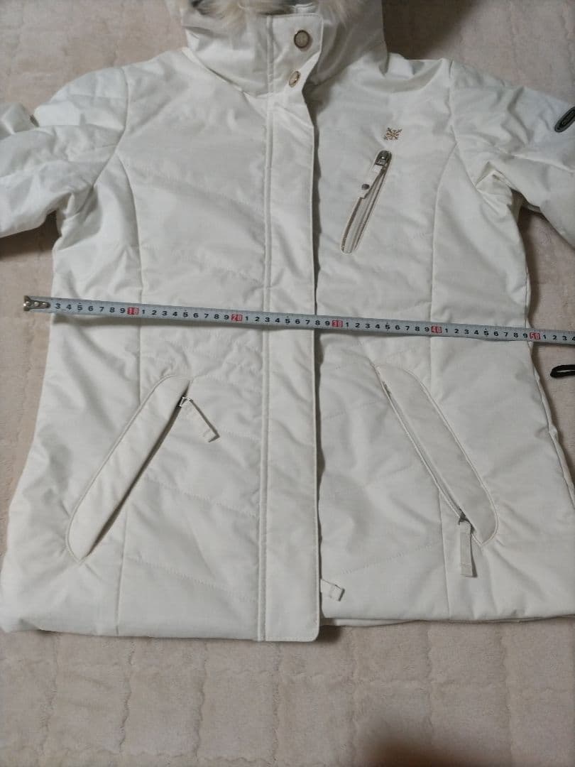 GOLDWIN スキーウェア　スノーボードウェア 女性用 Mサイズゴールドウィン