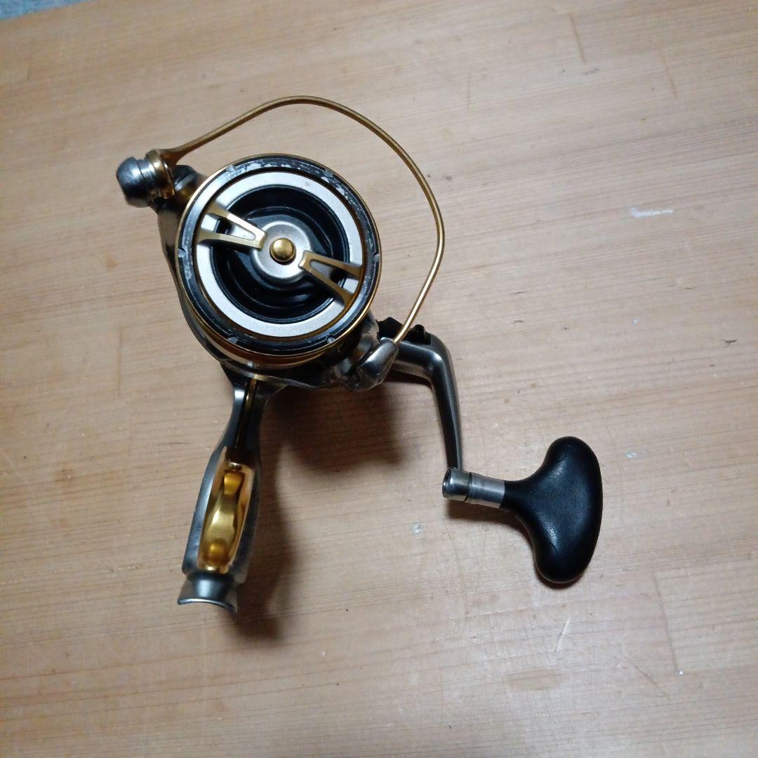 人気ブランド　シマノ　BB-X テクニウム　fireblood リール