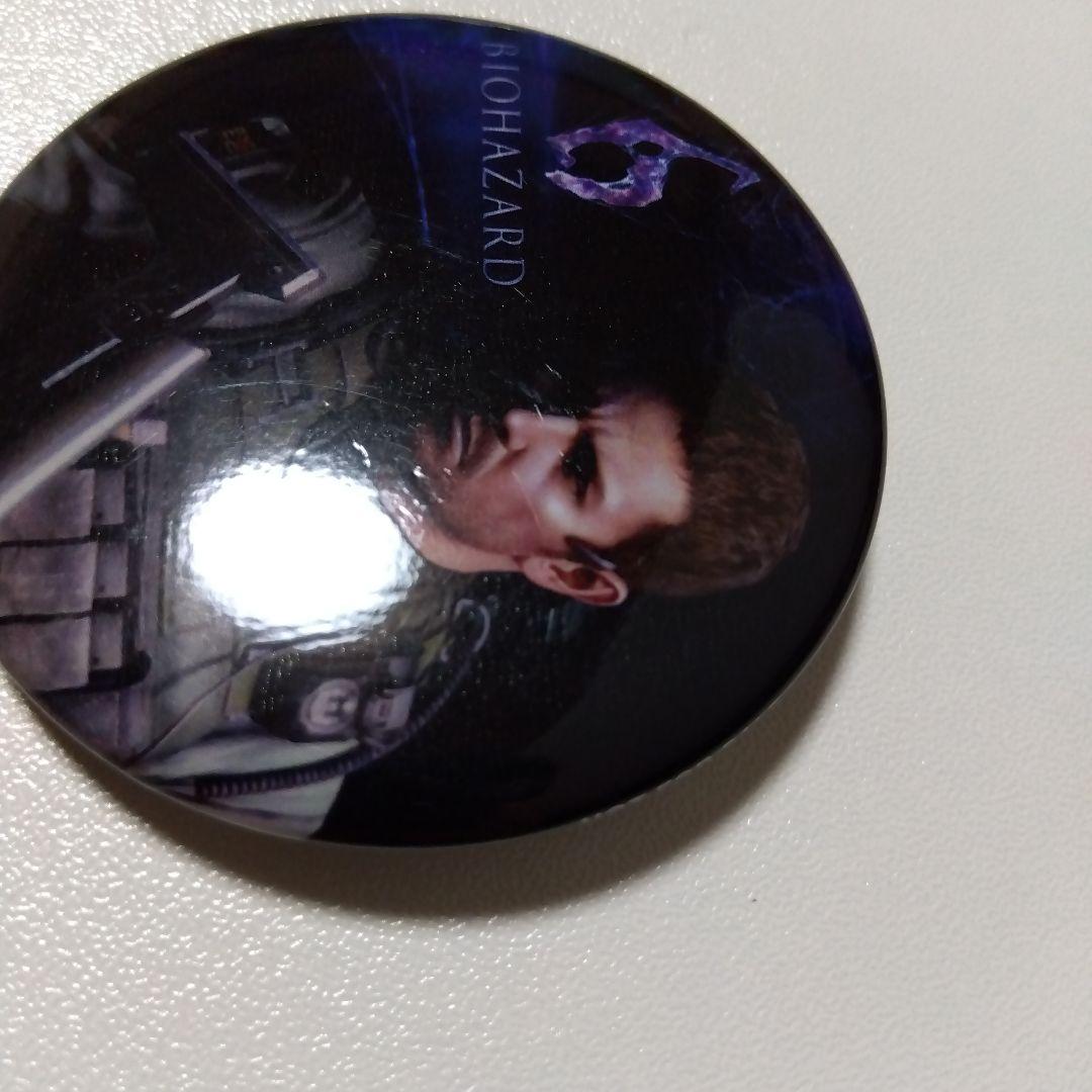 【バイオハザード】クリス パセラ カプコンバー 特典 缶バッジ