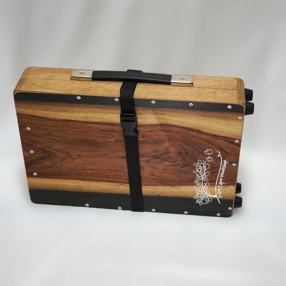 NM Cajon Workshop 折りたたみカホン Maletin CAMP