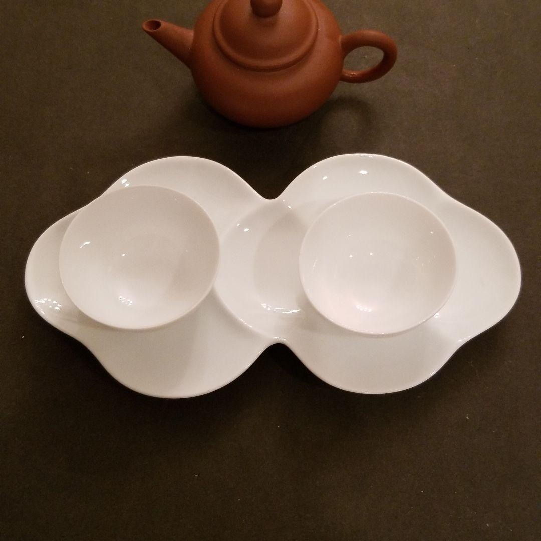 茶壺急須と茶杯2コ×花形ダブル皿のハォツゥ茶組