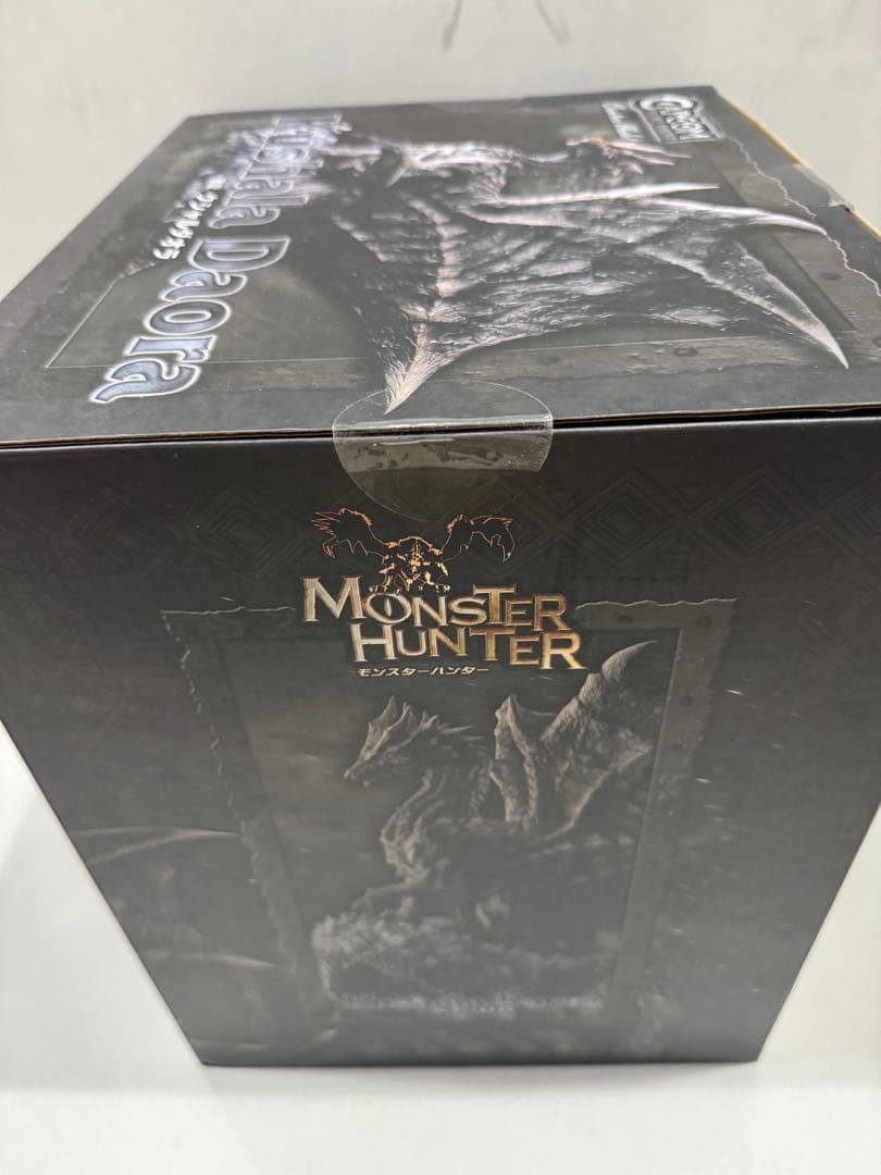 希*像様 未開封　鋼龍クシャルダオラ　モンスターハンター クリエイターズモデル