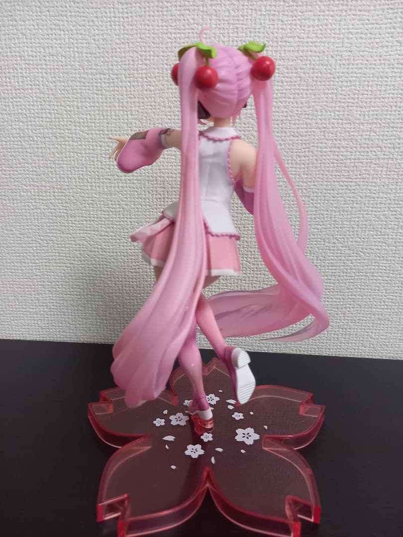 桜ミクフィギュア3体セット