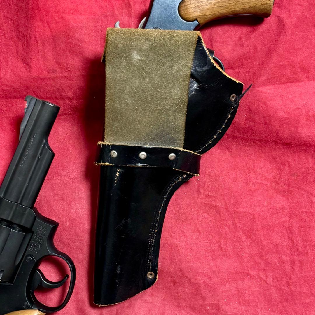 整備済 黒革製 大型リボルバー用 ヒップホルスター