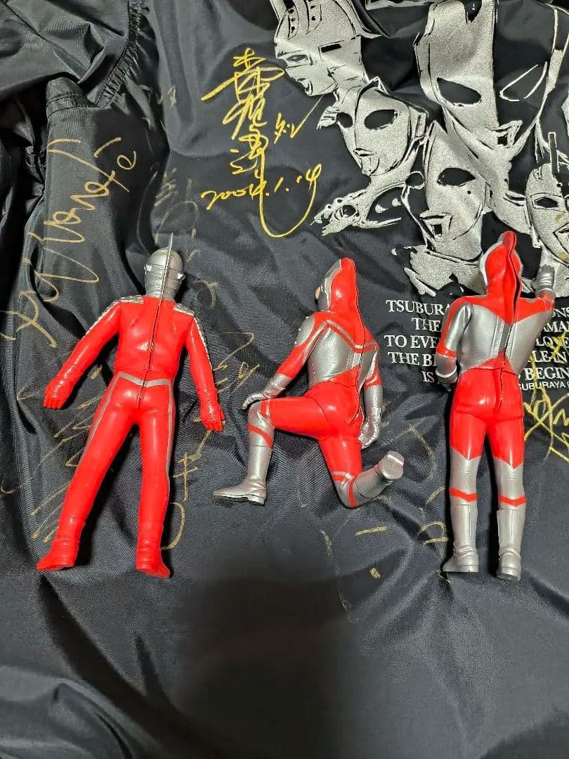 ファミリー劇場限定非売品ウルトラ兄弟サイン入り