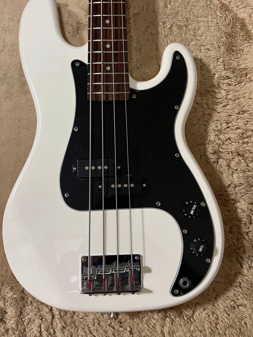 【調整済】selder セルダー　エレキベース　プレベ　新品弦　調子良し！