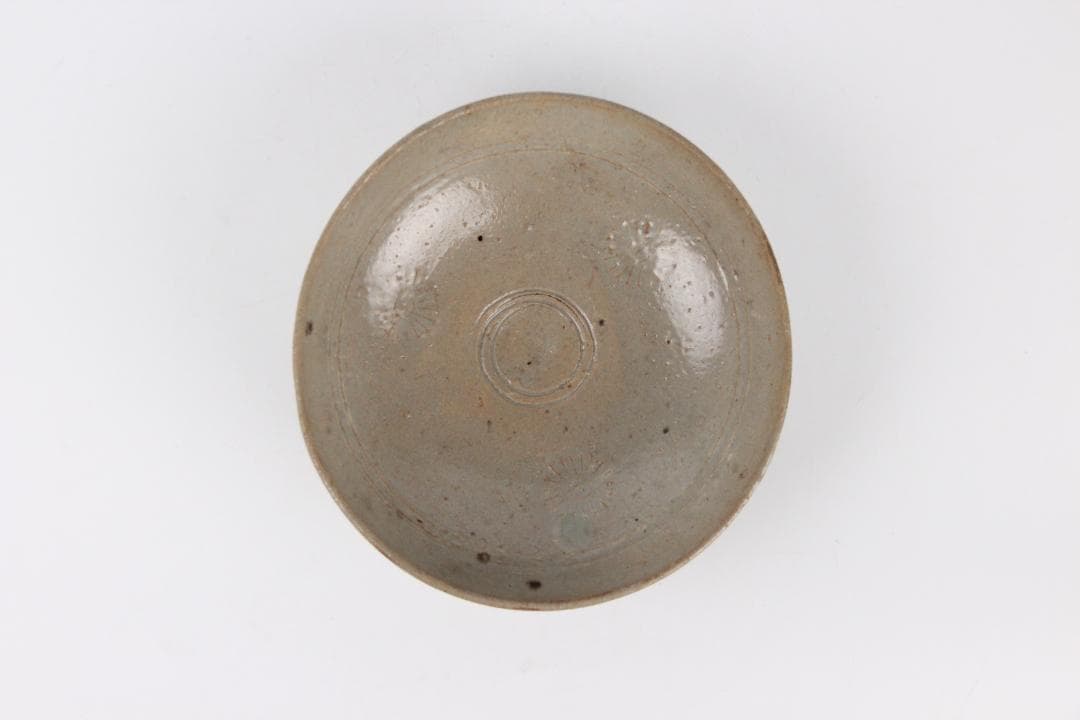 李朝初期 粉青 刻花碗 朝鮮古陶 高麗 茶碗 古美術 骨董 EL11-15