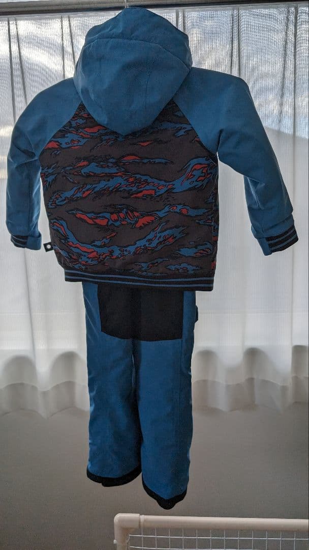 スノーボード　ウェア　子供　BURTON　バートン　上下セット　 キッズ 　3T