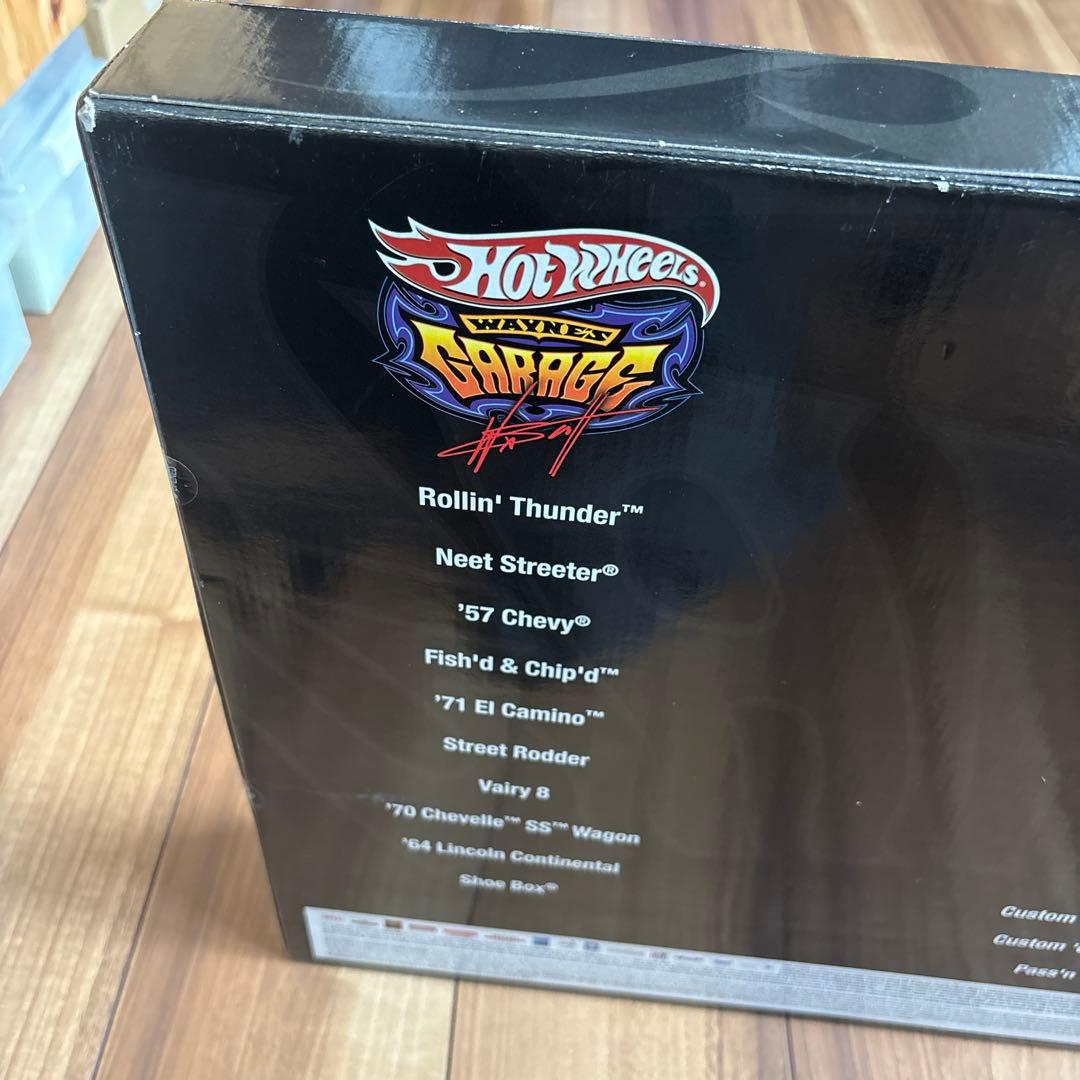 ミニカー HOT WHEELS REAL RIDERS GARAGE 30 CAR SET