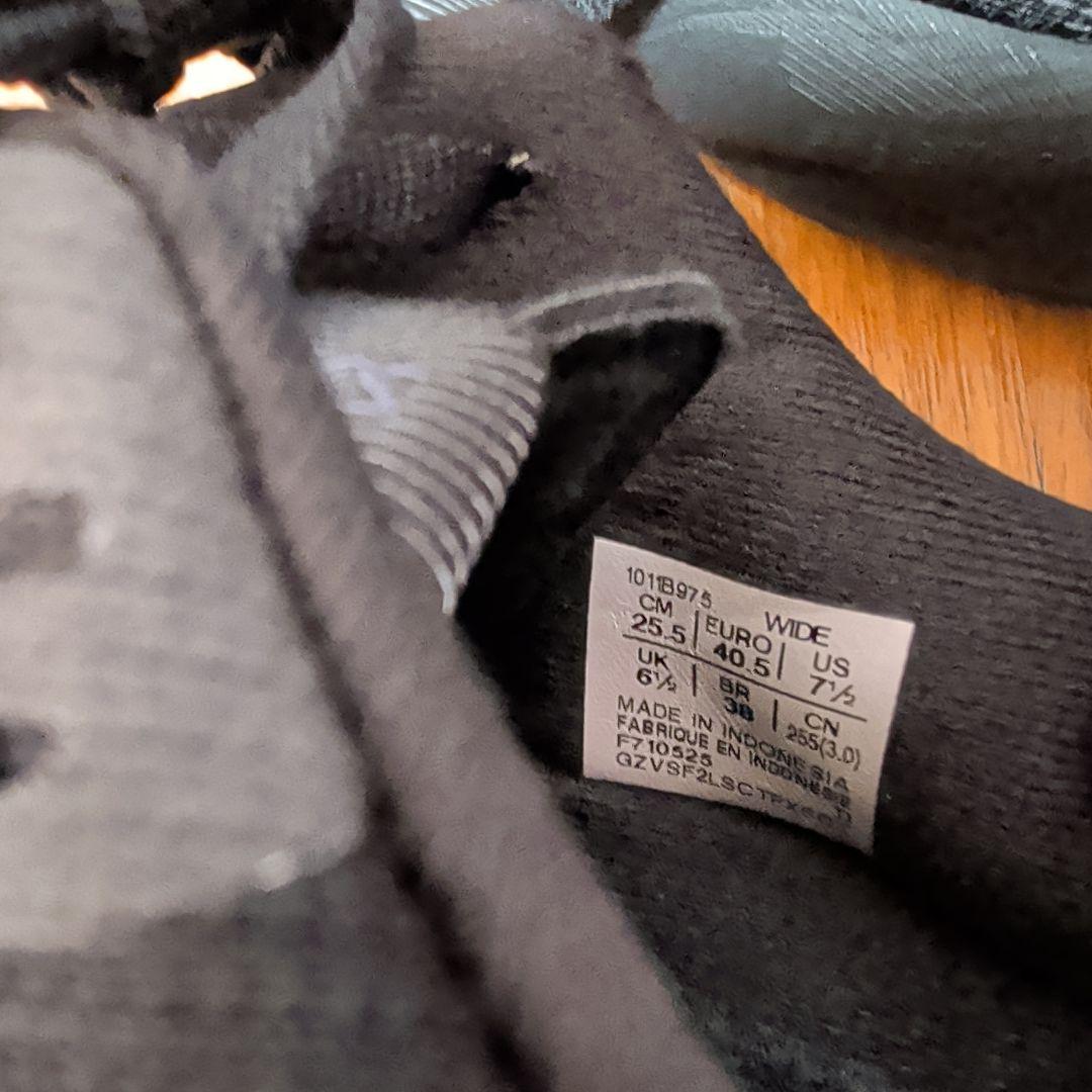 asics NOVABLAST5 ノヴァブラスト5 WIDE 25.5cm