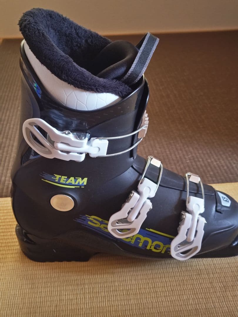 Salomon TEAM スキー用ブーツ　25～25.5 ブーツ袋付き