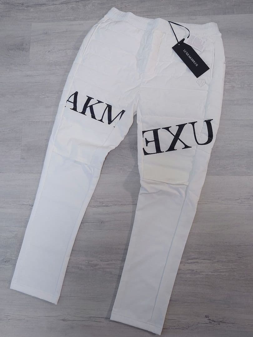 新品XLサイズ パデッドドッキングパンツ ボトムス ゴルフパンツ