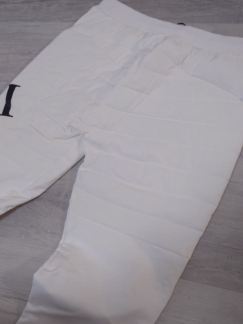 新品XLサイズ パデッドドッキングパンツ ボトムス ゴルフパンツ