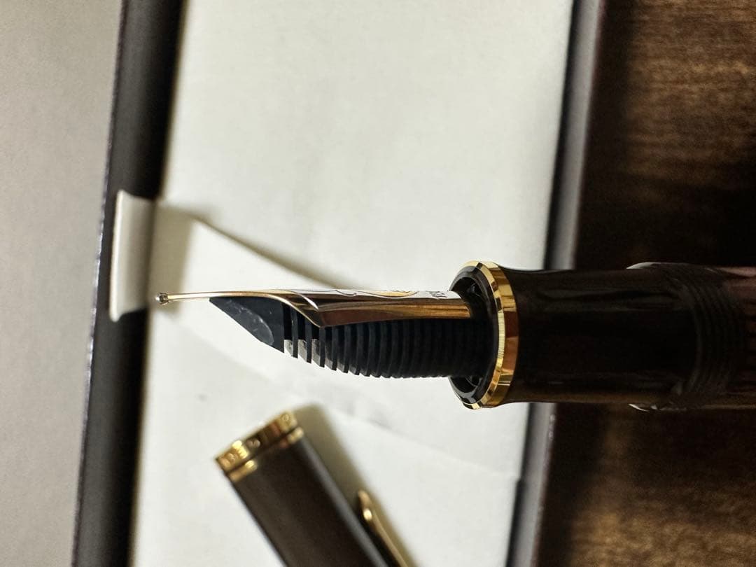 新品 ペリカン スーベレーン m800 茶縞 Fニブ