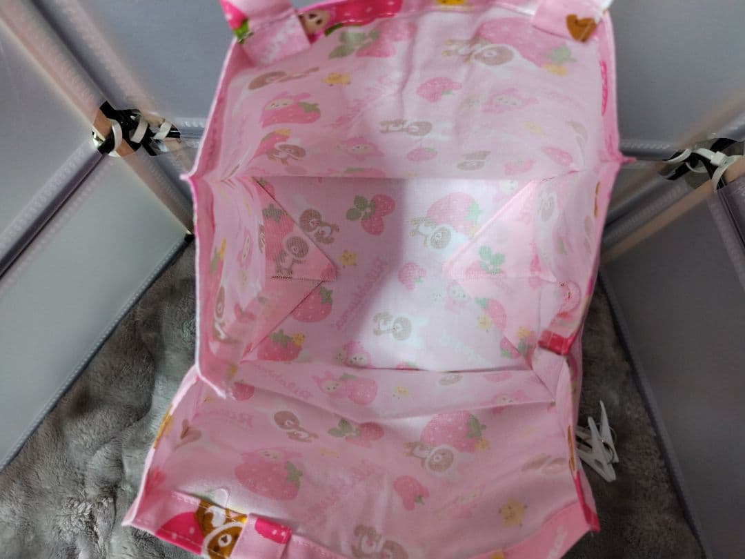 ♡新品未使用♡リラックマ ランチトート　＋巾着＋ナフキン　3点　レトロ　苺