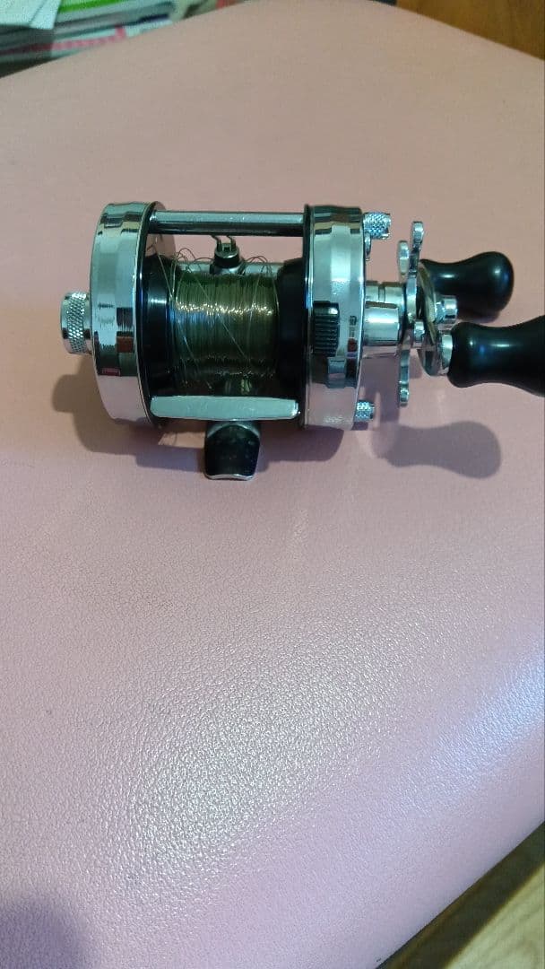 ABU 2500C iarベイトリール シルバー