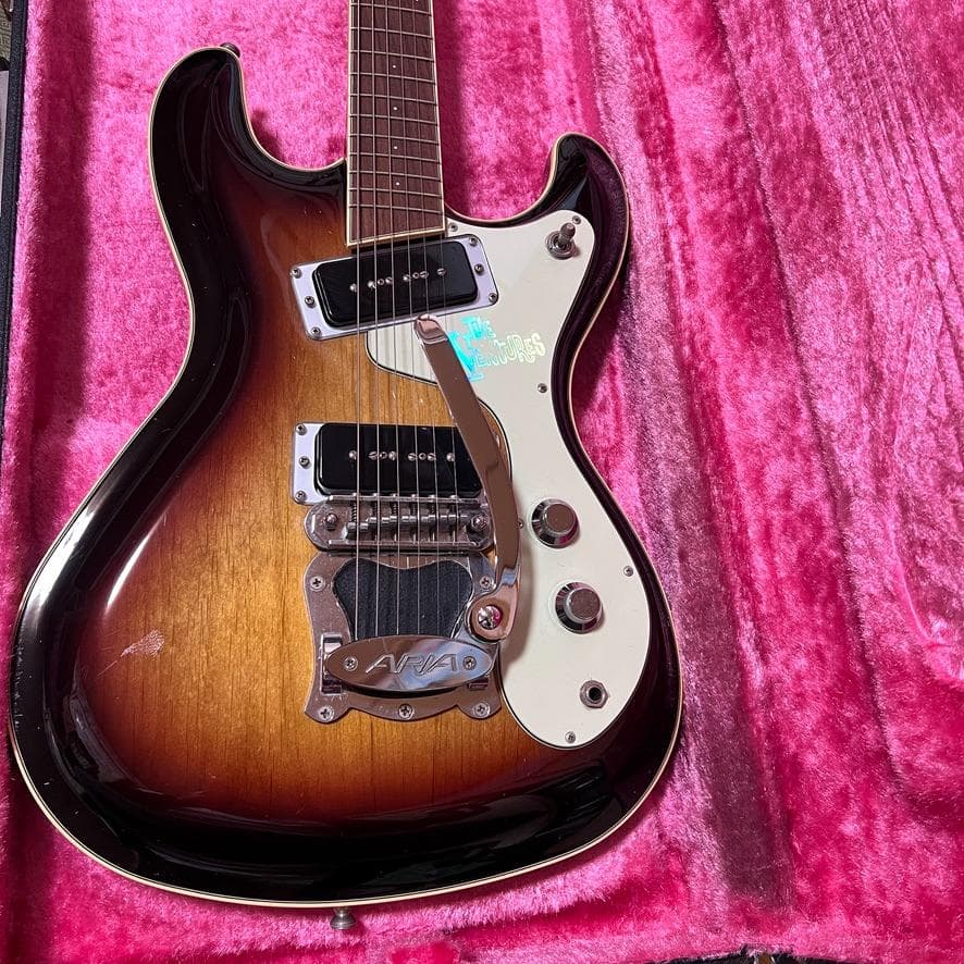 【傷なし】ARIA VM-2001 Ventures アリア　レア　40th