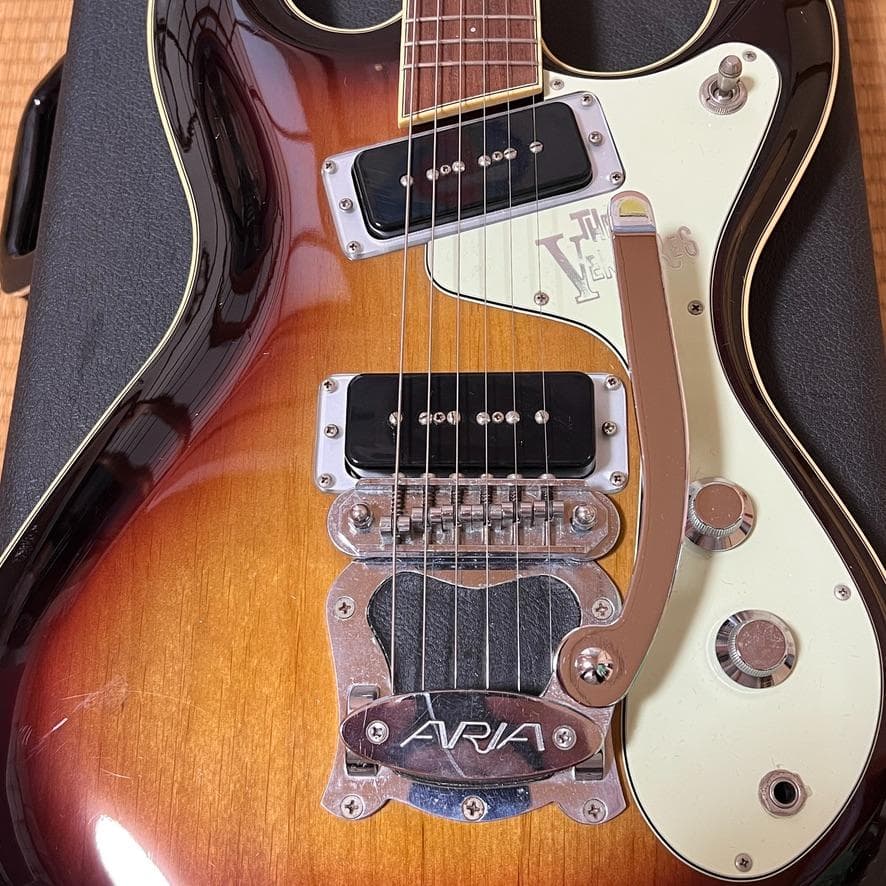 【傷なし】ARIA VM-2001 Ventures アリア　レア　40th