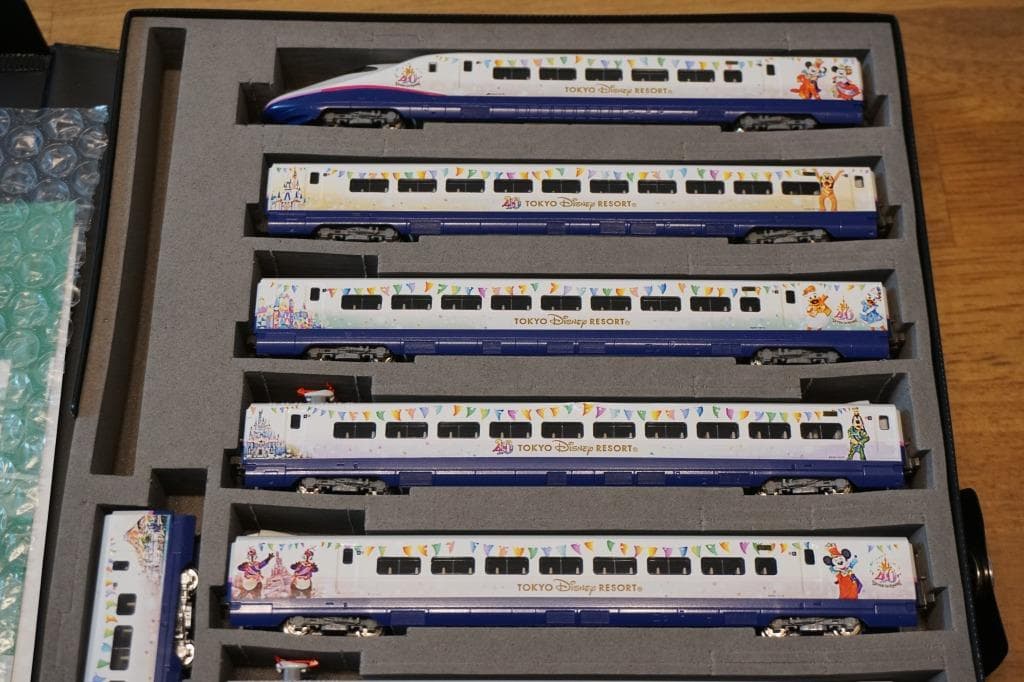 KATO　E2系「Magical Dream Shinkansen仕様」　１０両