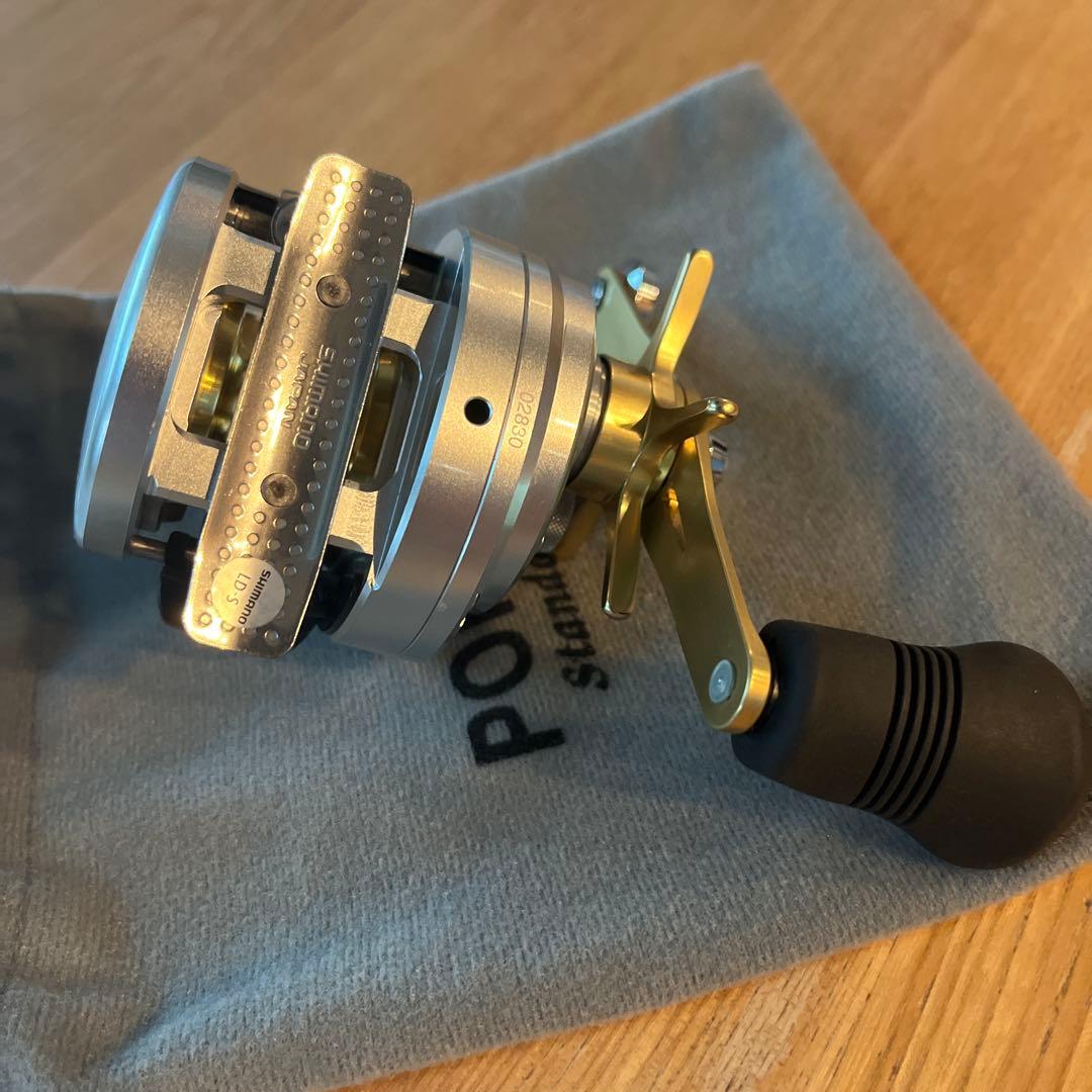 Shimano Calcutta 401Fシルバー リール ほぼ未使用品