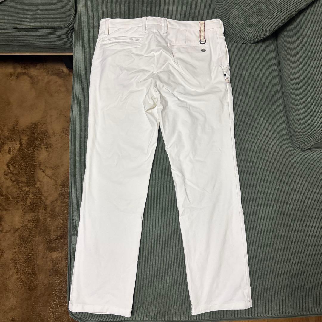 BRIEFING ホワイトパンツ