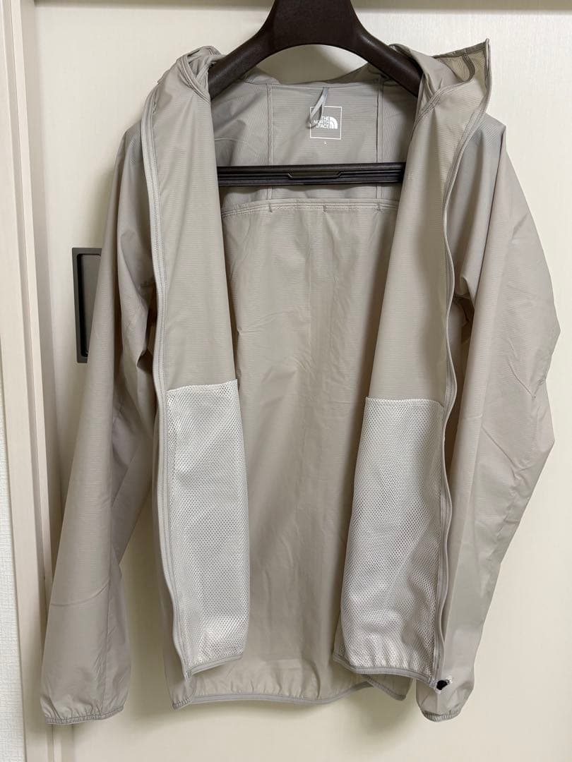 未使用)ノースフェイス スワローテイルベントフーディ アイボリー サイズL