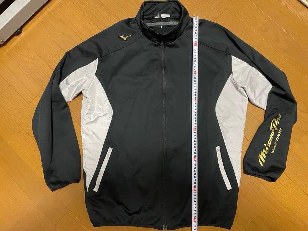 ミズノプロ　地厚ジャケット　下はおまけ