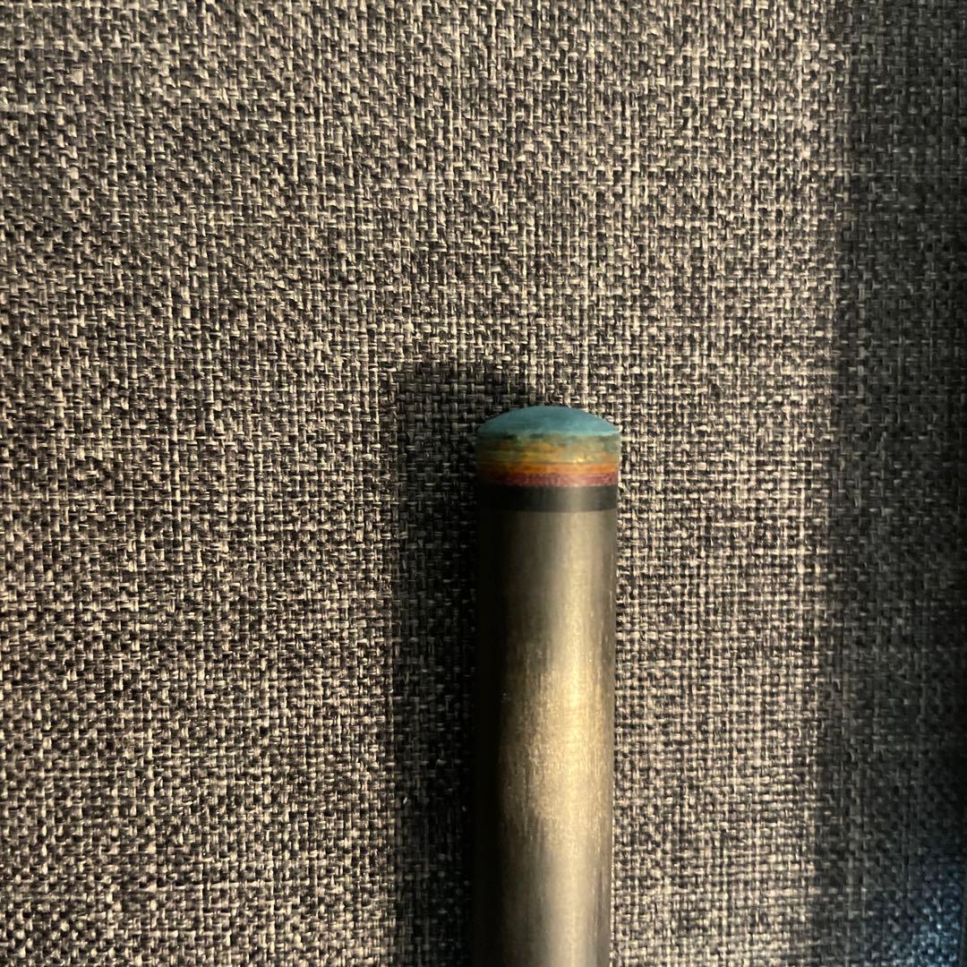 ビリヤードキュー　Predator THRONE4