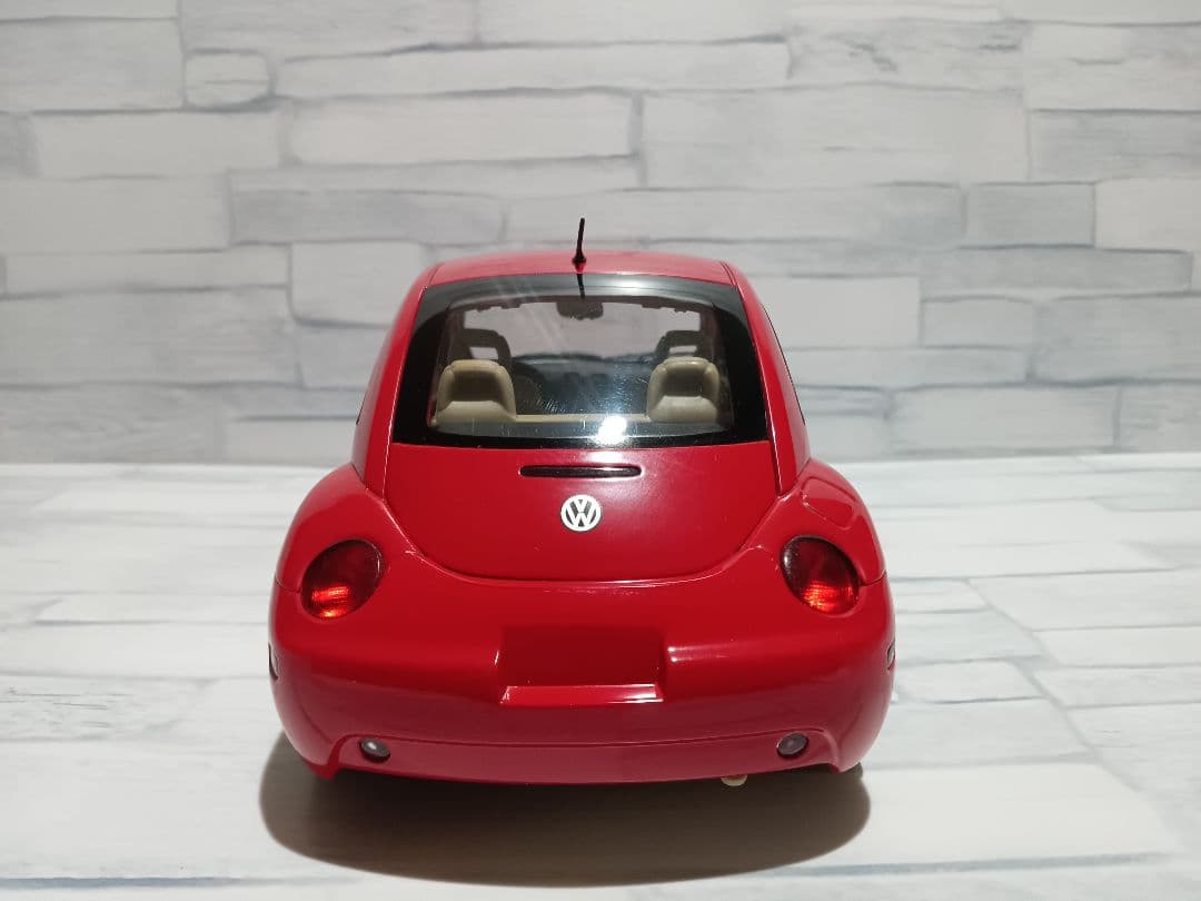 1/18 GATE　フォルクスワーゲン　ニュービートル　ミニカー　レッド