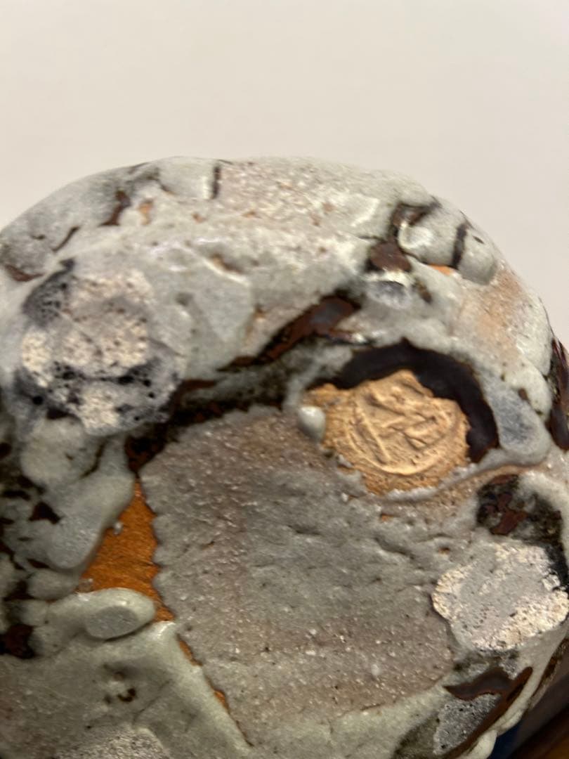 清水卯一作　蓬萊鉄斎波紋　壺