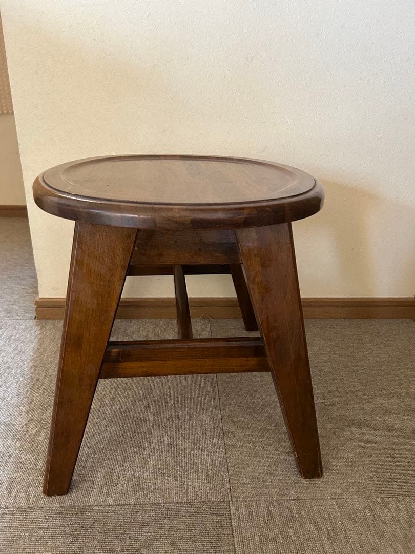 最高級の木製チェアー　テーブルとしても。一生物です。