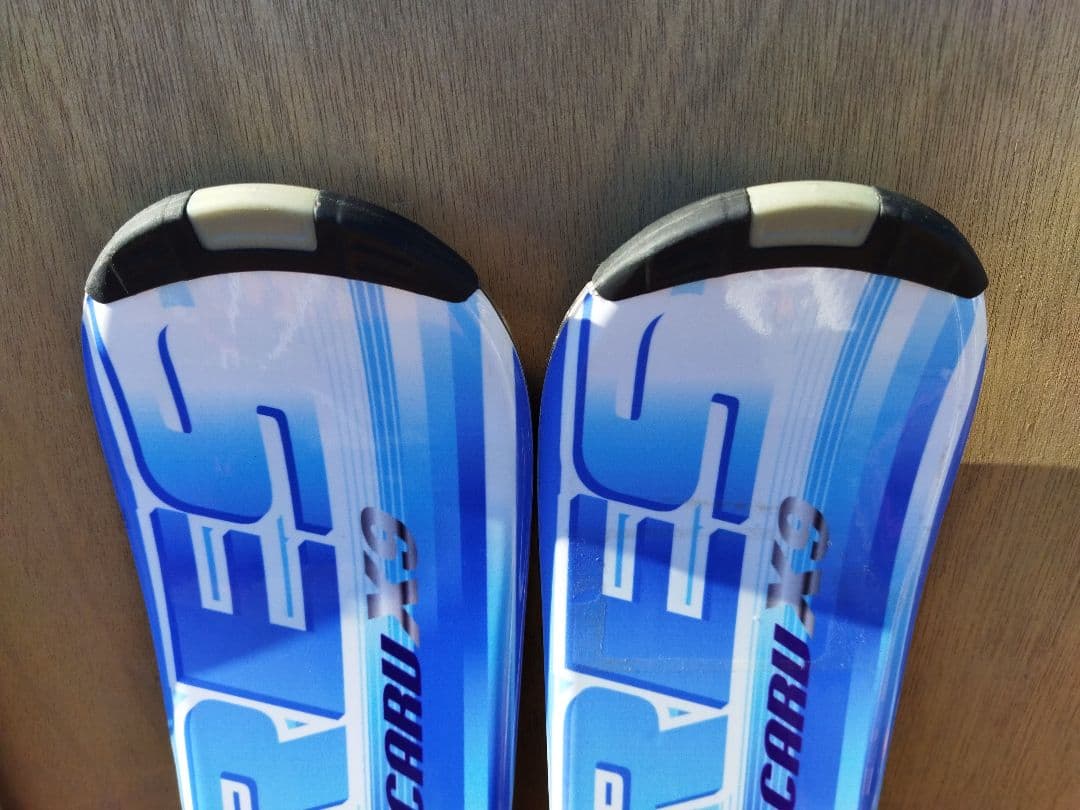 CROSS CARV X9 XERES スキー板　白　水色