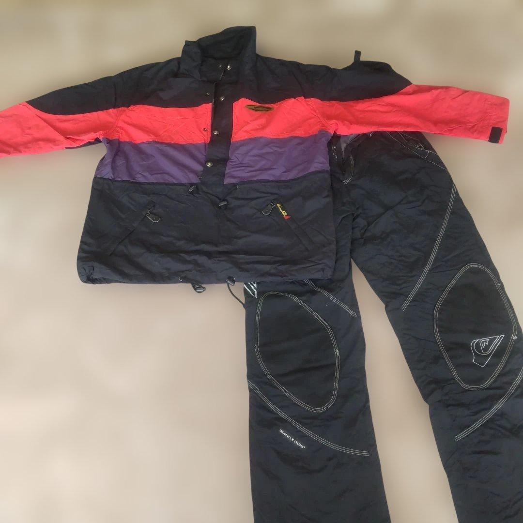 スノーボードウェア 赤・紫・黒