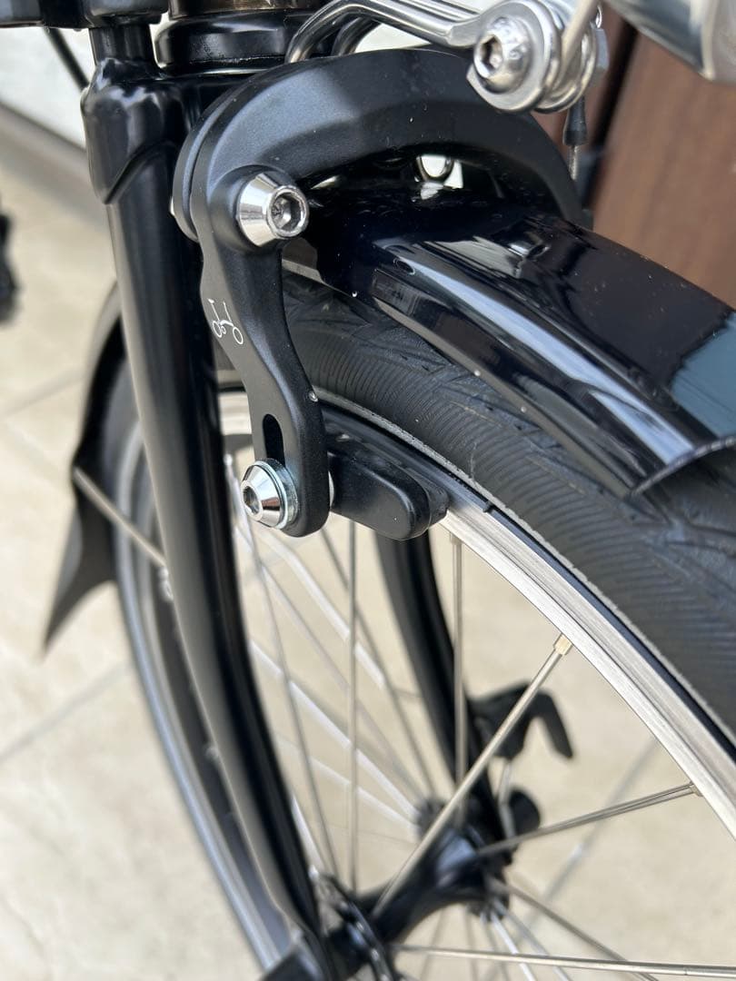 ブロンプトンm6l ブラックラッカー　2025モデル