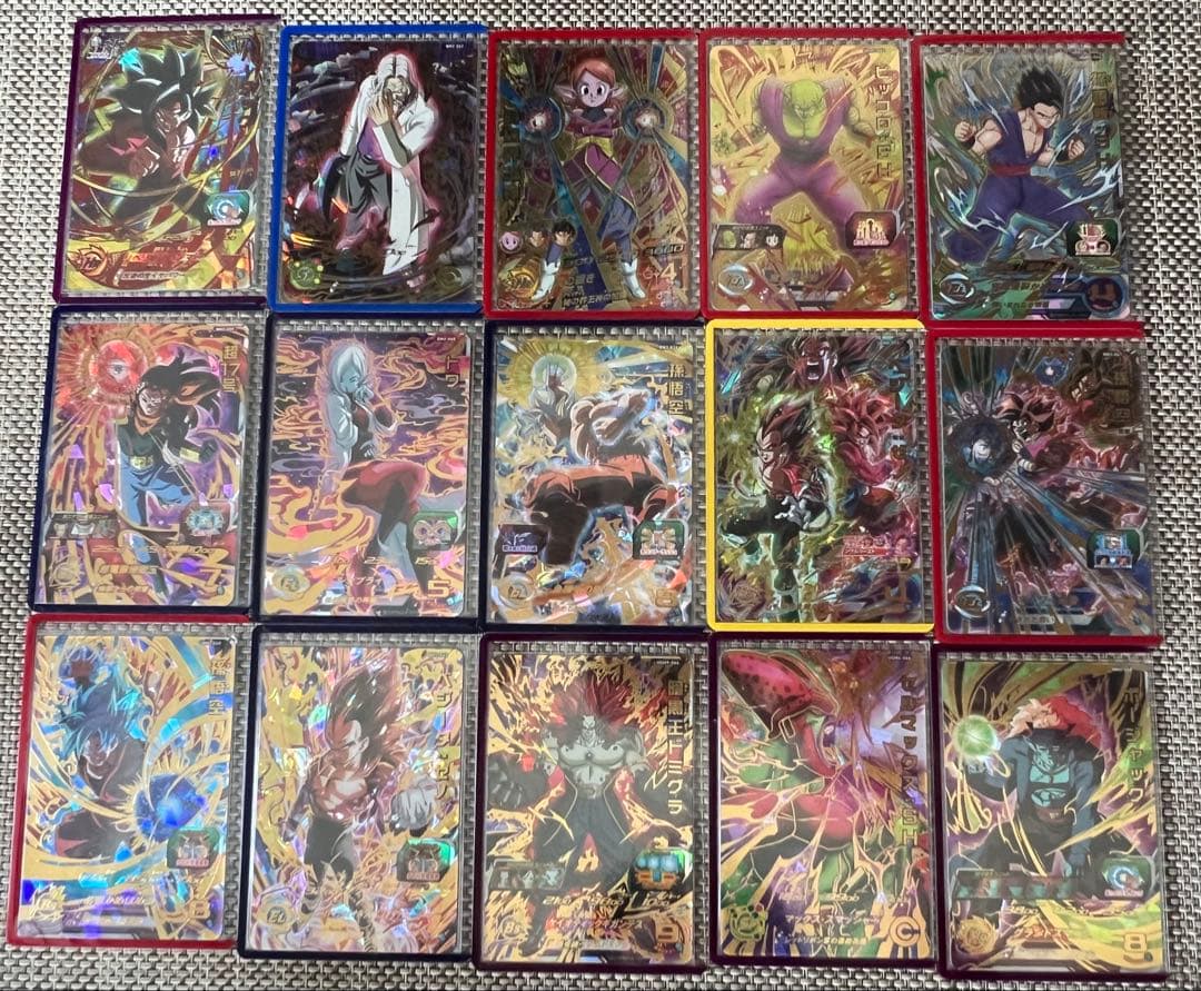 【引退品】　UR:58枚　P:2枚　計60枚